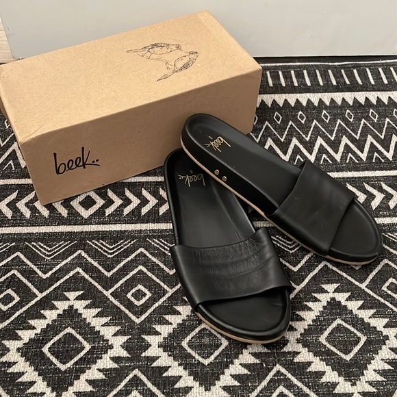 Beek Shoes - BEEK Slides